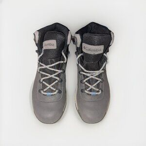Columbia Women’s Newton Ridge Waterproof Boot, Size 8.5W, Farm Hiking